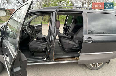 Мінівен Mazda MPV 2004 в 