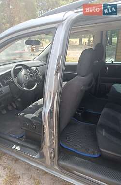 Мінівен Mazda MPV 2005 в Ратному