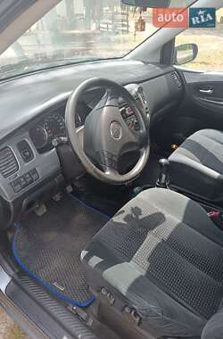 Минивэн Mazda MPV 2005 в Ратным