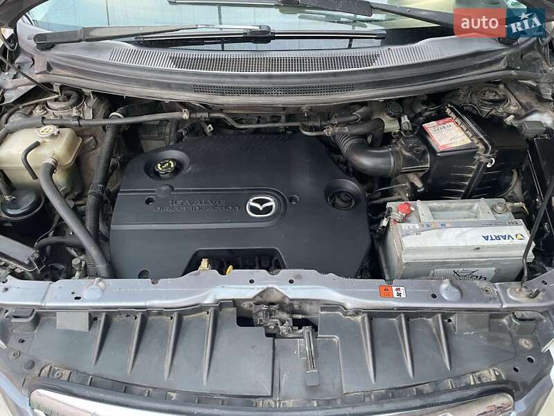 Минивэн Mazda MPV 2004 в Измаиле