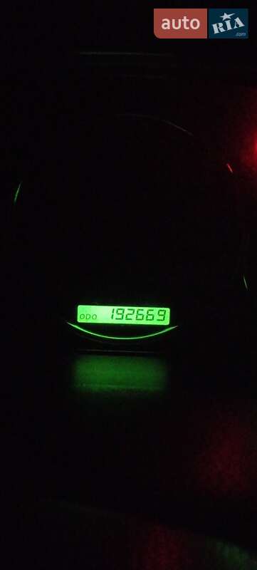 Минивэн Mazda MPV 2004 в Кропивницком