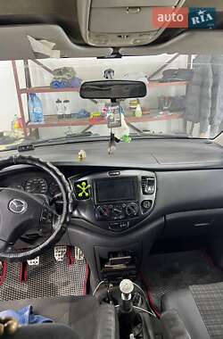 Минивэн Mazda MPV 2002 в Стрые