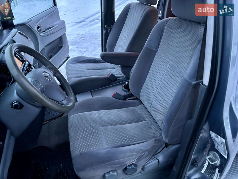 Мінівен Mazda MPV 2005 в Білій Церкві