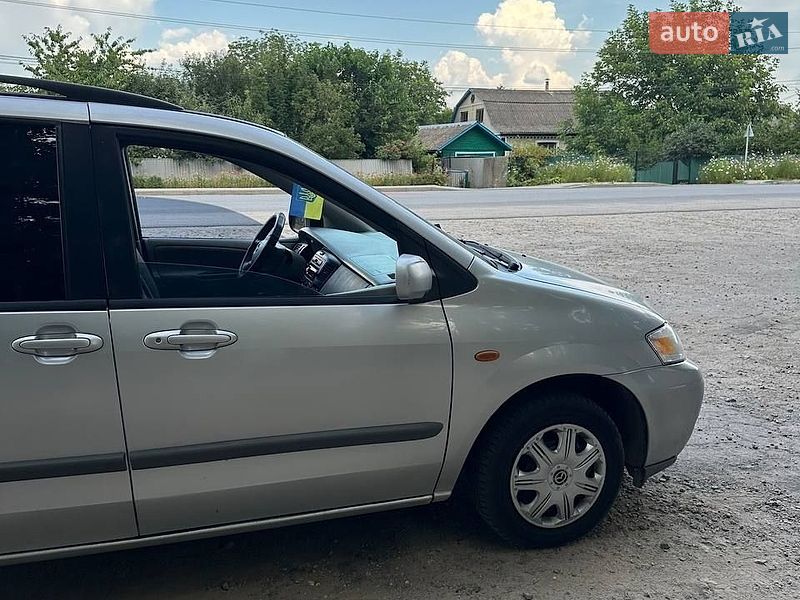 Минивэн Mazda MPV 2002 в Баре
