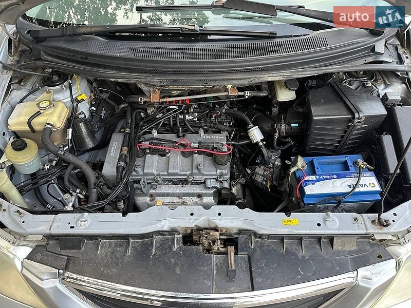Минивэн Mazda MPV 2002 в Баре