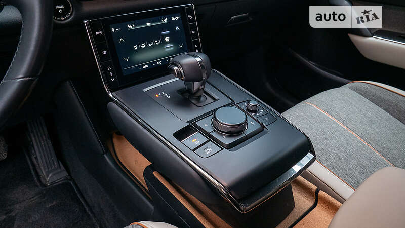Позашляховик / Кросовер Mazda MX-30 2020 в Києві