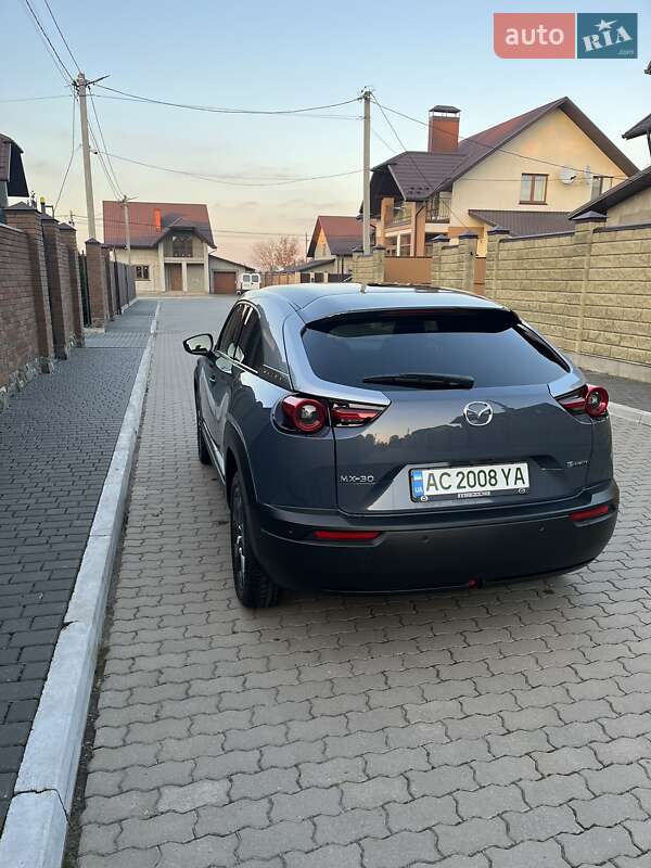 Позашляховик / Кросовер Mazda MX-30 2020 в Володимирі