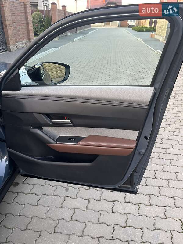 Позашляховик / Кросовер Mazda MX-30 2020 в Володимирі