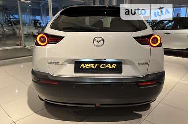 Внедорожник / Кроссовер Mazda MX-30 2021 в Киеве