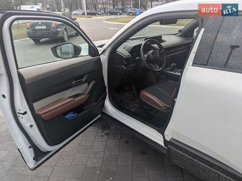 Внедорожник / Кроссовер Mazda MX-30 2020 в Львове