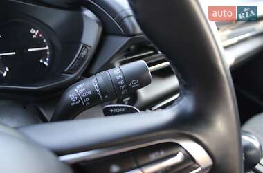Внедорожник / Кроссовер Mazda MX-30 2021 в 