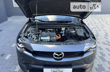 Внедорожник / Кроссовер Mazda MX-30 2020 в Черновцах