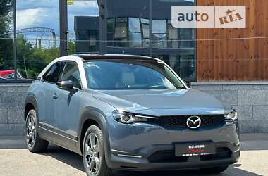 Внедорожник / Кроссовер Mazda MX-30 2021 в Киеве