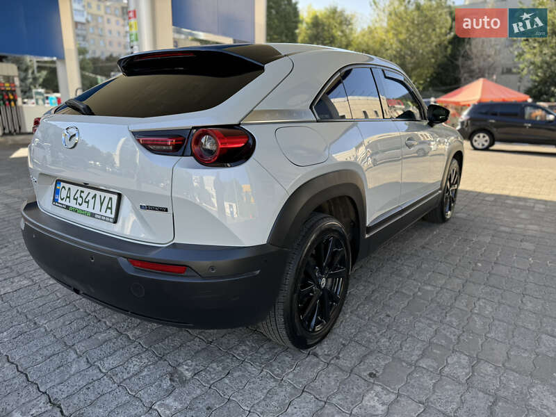 Внедорожник / Кроссовер Mazda MX-30 2020 в Одессе