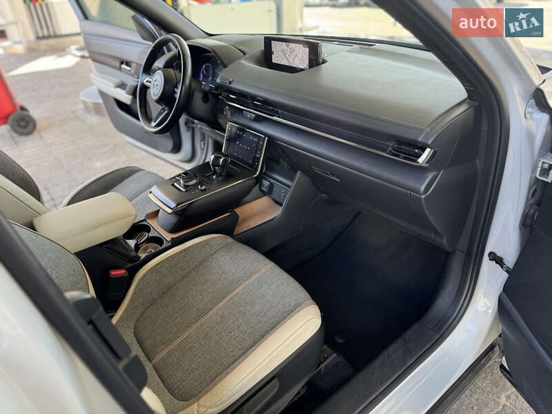 Внедорожник / Кроссовер Mazda MX-30 2020 в Одессе