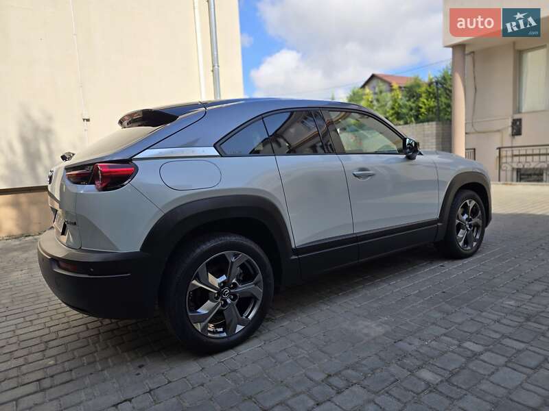 Внедорожник / Кроссовер Mazda MX-30 2020 в Одессе