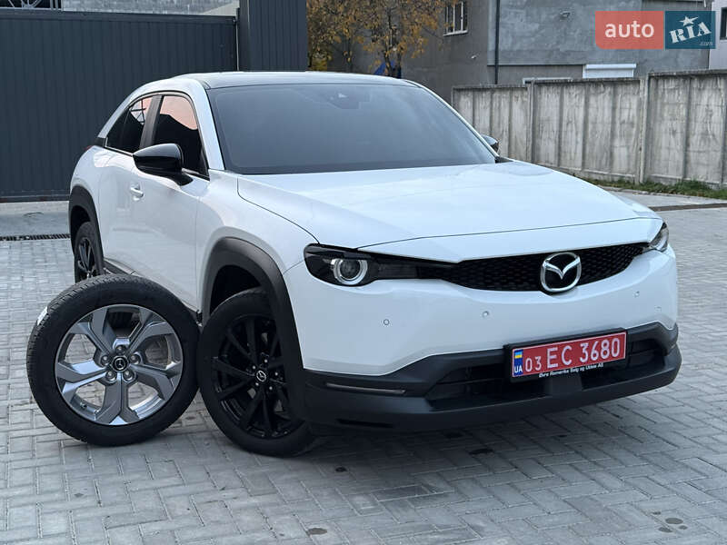 Позашляховик / Кросовер Mazda MX-30 2020 в Тернополі