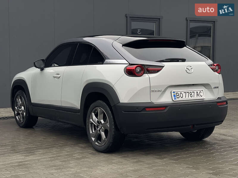 Внедорожник / Кроссовер Mazda MX-30 2020 в Тернополе
