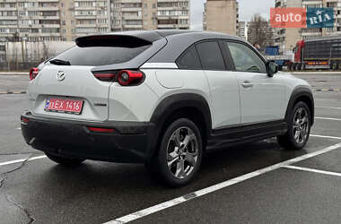 Позашляховик / Кросовер Mazda MX-30 2020 в Києві