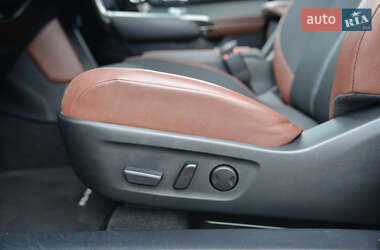 Внедорожник / Кроссовер Mazda MX-30 2024 в 