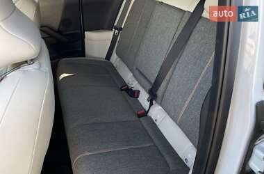 Позашляховик / Кросовер Mazda MX-30 2020 в 