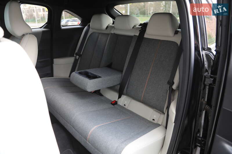 Позашляховик / Кросовер Mazda MX-30 2021 в Харкові