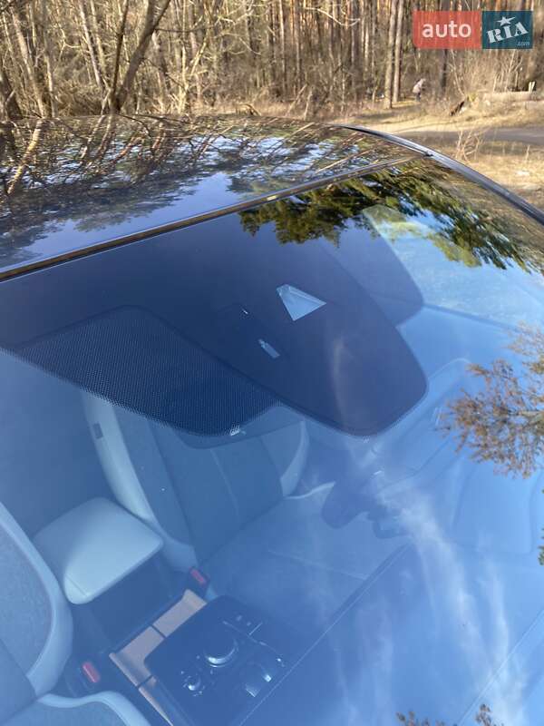 Внедорожник / Кроссовер Mazda MX-30 2021 в Киеве