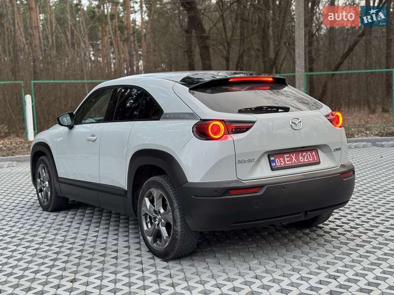 Внедорожник / Кроссовер Mazda MX-30 2021 в Виннице