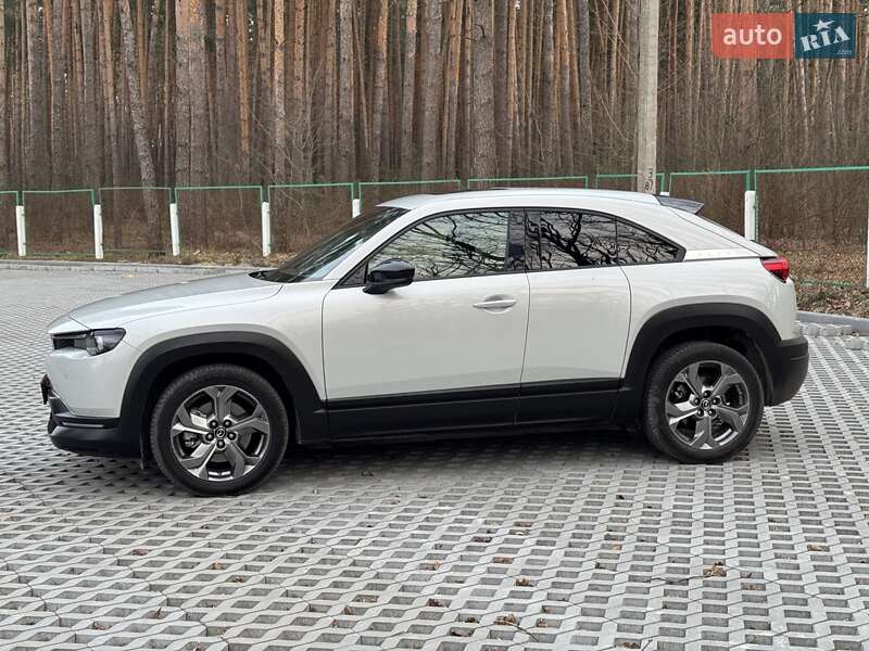 Внедорожник / Кроссовер Mazda MX-30 2021 в Виннице