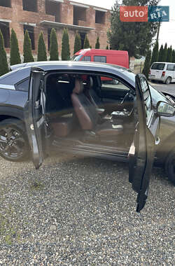 Внедорожник / Кроссовер Mazda MX-30 2020 в 