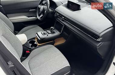 Внедорожник / Кроссовер Mazda MX-30 2020 в 