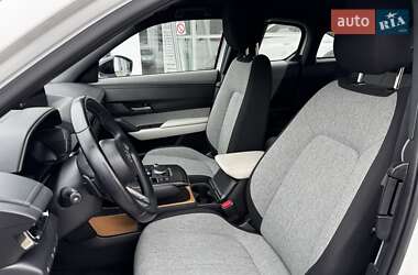 Внедорожник / Кроссовер Mazda MX-30 2020 в 