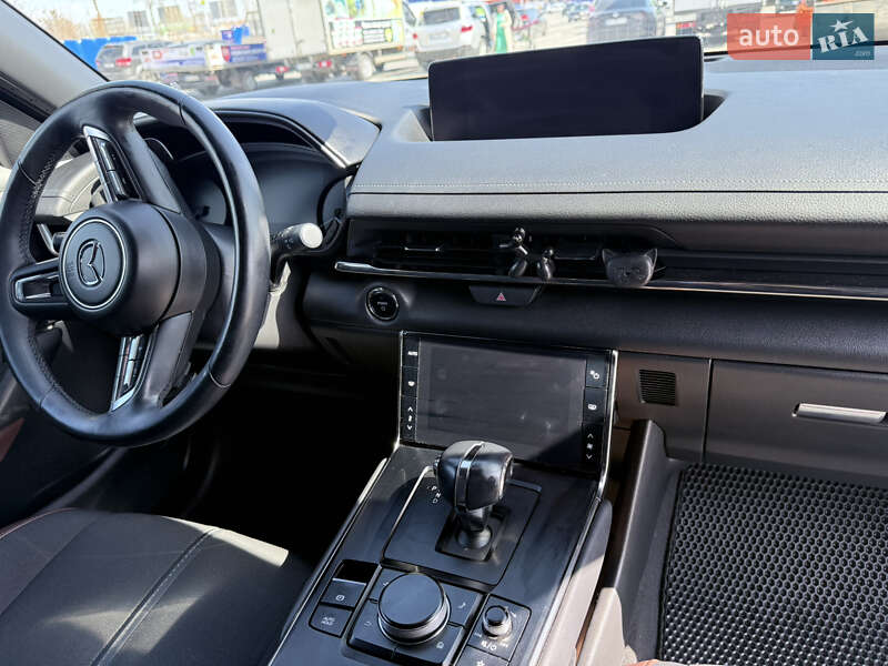 Внедорожник / Кроссовер Mazda MX-30 2020 в Виннице