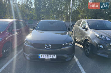 Внедорожник / Кроссовер Mazda MX-30 2020 в 