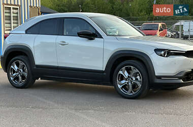 Внедорожник / Кроссовер Mazda MX-30 2021 в 