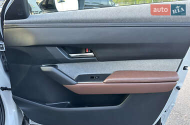 Внедорожник / Кроссовер Mazda MX-30 2021 в 