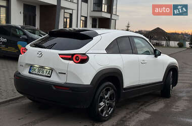 Позашляховик / Кросовер Mazda MX-30 2021 в 