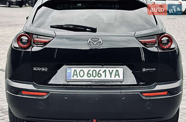 Внедорожник / Кроссовер Mazda MX-30 2023 в 