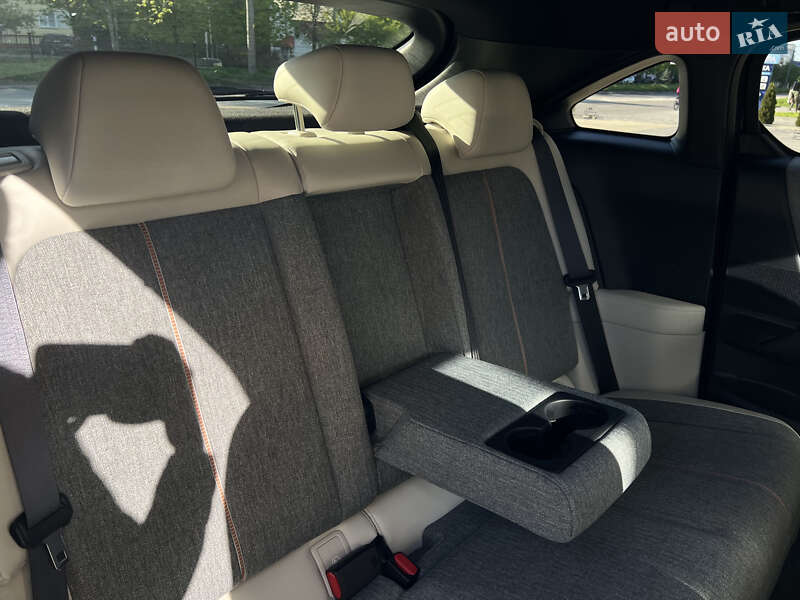 Внедорожник / Кроссовер Mazda MX-30 2020 в Ивано-Франковске