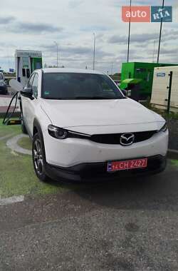 Внедорожник / Кроссовер Mazda MX-30 2020 в Киеве