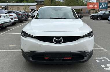 Внедорожник / Кроссовер Mazda MX-30 2020 в Киеве