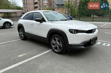 Внедорожник / Кроссовер Mazda MX-30 2020 в 