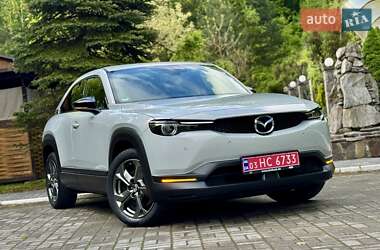Внедорожник / Кроссовер Mazda MX-30 2020 в 