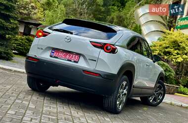 Внедорожник / Кроссовер Mazda MX-30 2020 в 