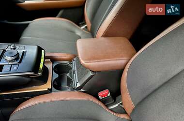 Внедорожник / Кроссовер Mazda MX-30 2020 в 