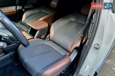 Внедорожник / Кроссовер Mazda MX-30 2020 в 