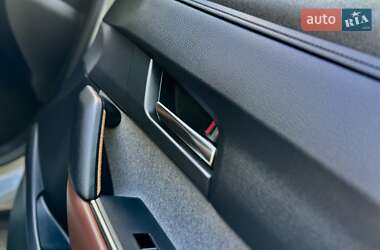 Внедорожник / Кроссовер Mazda MX-30 2020 в 