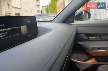 Позашляховик / Кросовер Mazda MX-30 2020 в 
