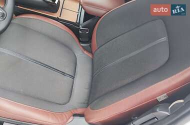 Внедорожник / Кроссовер Mazda MX-30 2020 в 