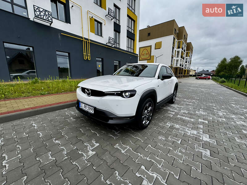 Внедорожник / Кроссовер Mazda MX-30 2022 в 